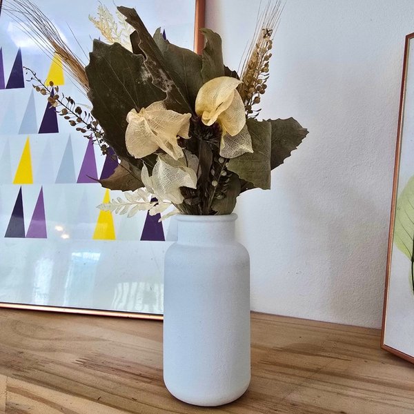 Arranjo De Flores Secas Decor Vaso Garrafa Lisa Class