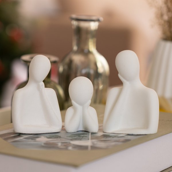 Jogo de Estátuas Decoração Artesanal Família 3 Peças