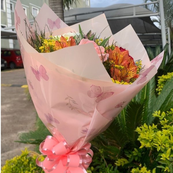 Mini Buquê Mix de Rosas Coloridas