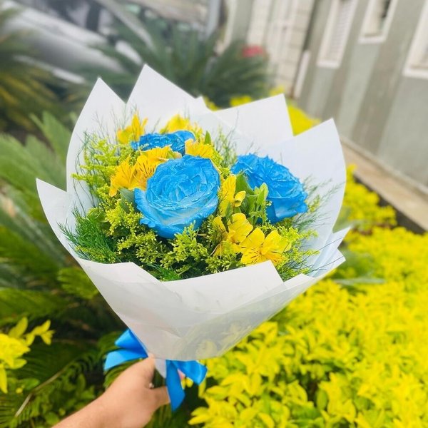 Mini Buquê Rosa Azul