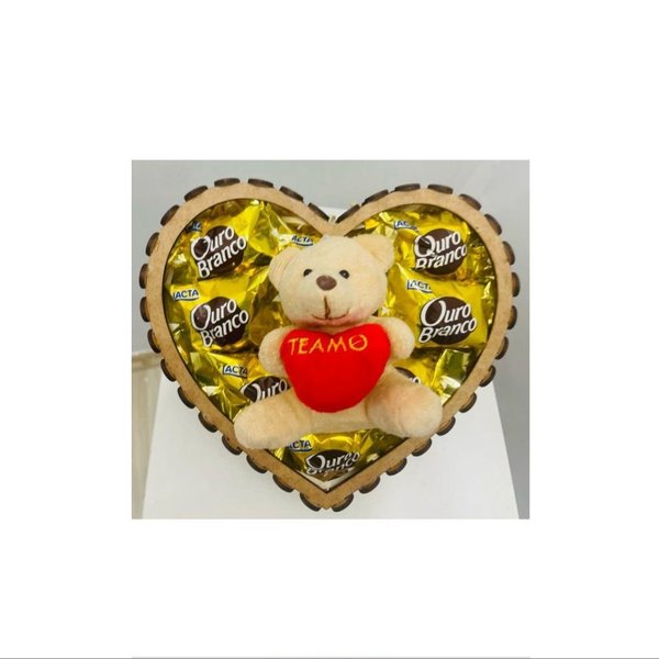 Coração com Bombons e Pelúcia 