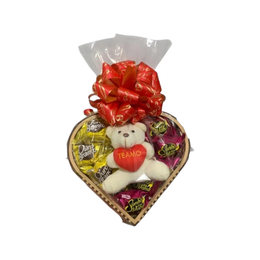 Imagem de Coração com Bombons Sortidos e Pelúcia 