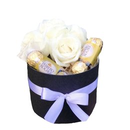 Imagem de Box de Rosas e chocolates