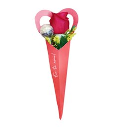 Imagem de Cone Rosa Coração e Bombom Ferrero Rocher