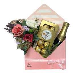Imagem de Box Encanto Champanhe e Chocolate Ferrero