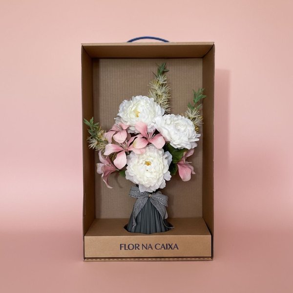 Buquê Delicadeza da Alma - Rosa e Branco já Envasado