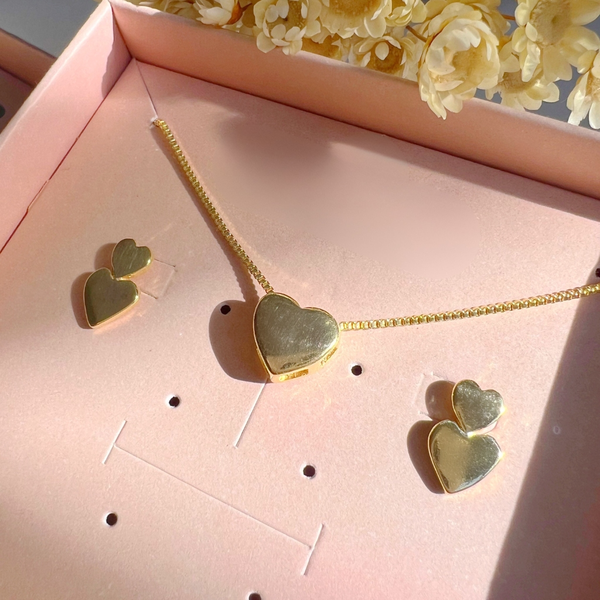 Conjunto de Colar e Brinco Coração Semijoia