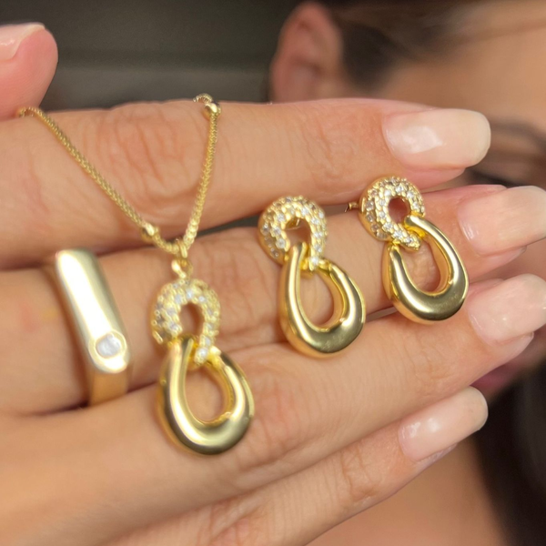 Conjunto  de Colar e Brincos Elos Semijoia