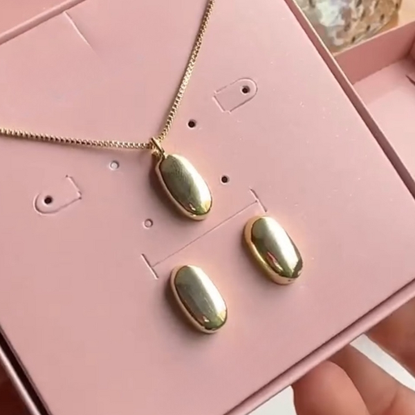 Conjunto de Colar e Brinco Oval Semijoia