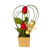 Arranjo com Rosas e Ferrero