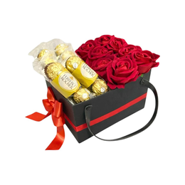 Imagem de Maleta Preta Rosas Vermelhas Bombom Ferrero Rocher