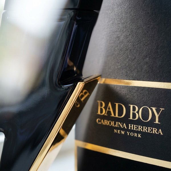 Perfume masculino Carolina Herrera Bad Boy EDT 100 ml