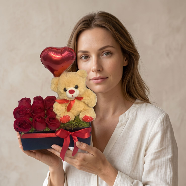 Caixa Urso Balão e Rosas 