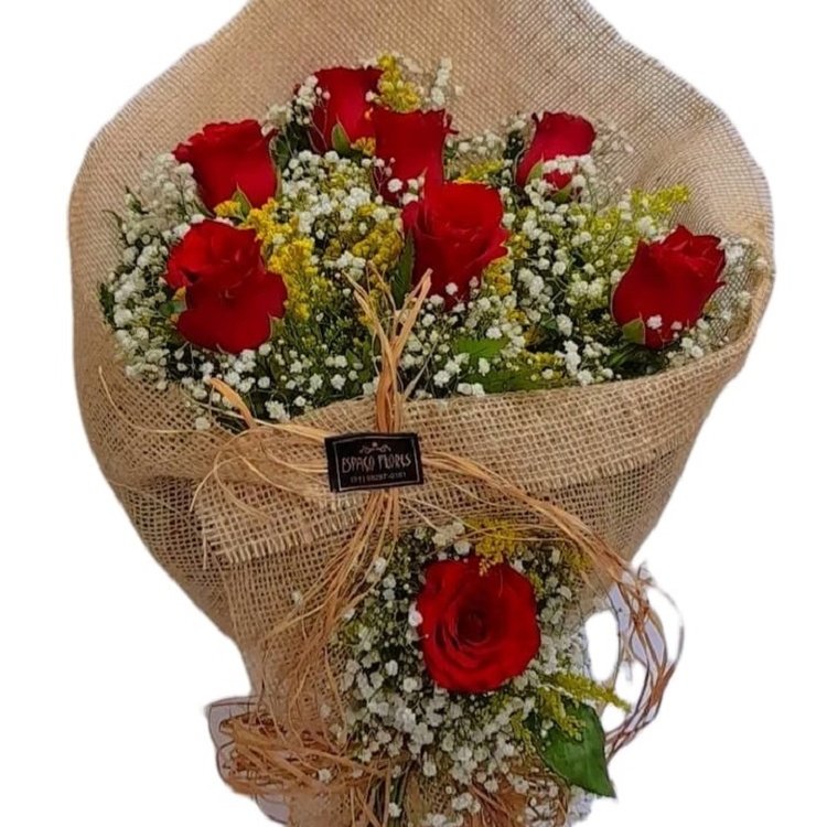 Buquê com 8 rosas rustico especial | Giuliana Flores