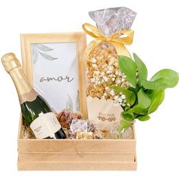 Imagem de Cesta com espumante & quadrinho AMOR