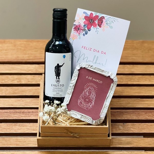 Cesta Vinho e Brownie Especial Dia da Mulher