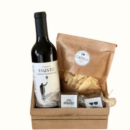 Imagem de Presente Dia dos Pais com Vinho, Snacks e Pão de Mel 