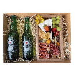 Imagem de Cerveja e Tábua De Frios 