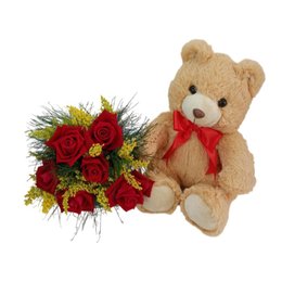 Imagem de Buquê de Rosas Vermelhas e Urso de pelúcia. 