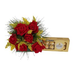 Imagem de Buquê de Rosas Vermelhas e Chocolate Ferrero Rocher 