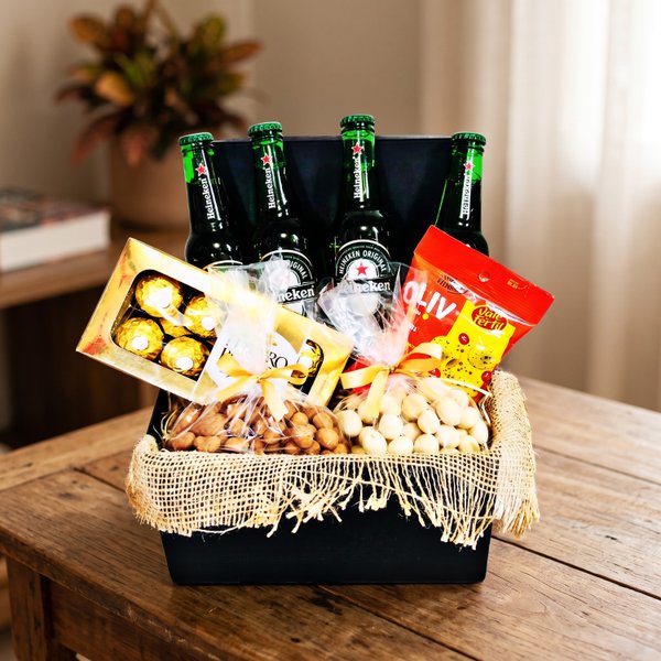 Cesta de aperitivos e Bebidas 
