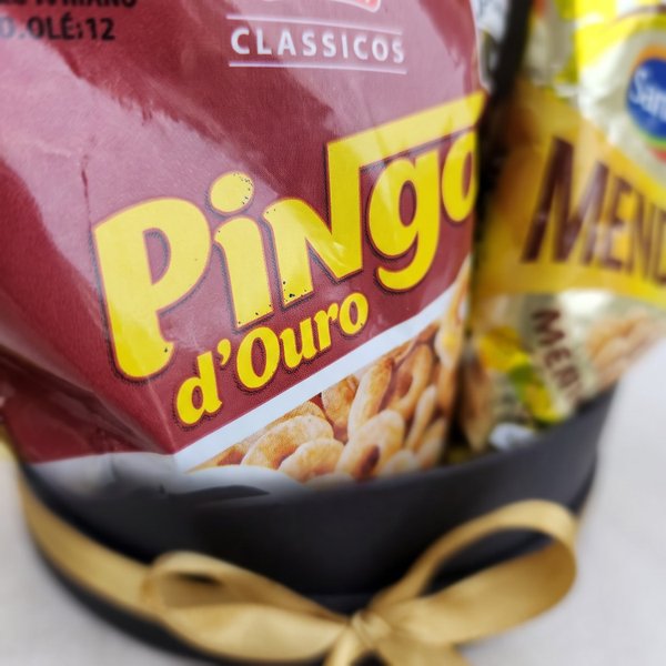 Box com Vinho e Petiscos Aniversário