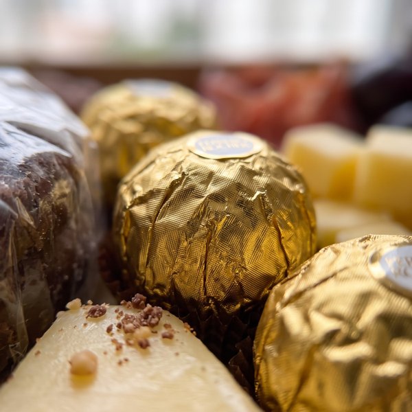 Tabua de Frios e Vinho Premium