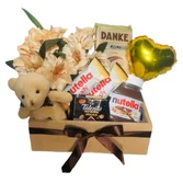 Cesta de Chocolate Flores e Pelúcia