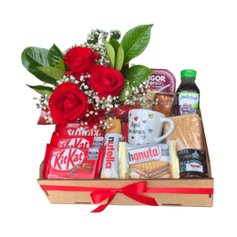 Imagem de Café Alegria com Chocolate e Rosas 