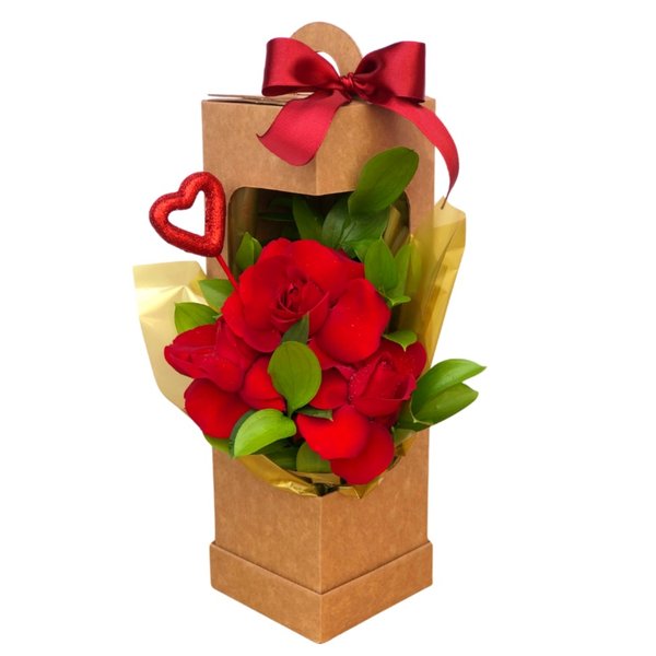 Arranjo de Rosas Vermelhas Romântico