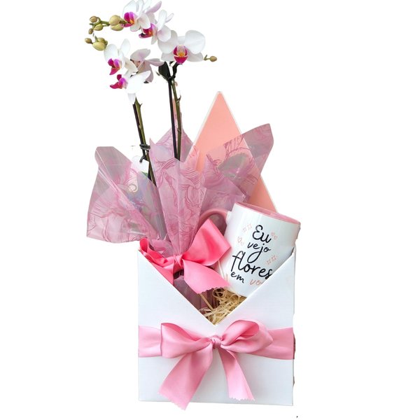 Cesta com Orquídea e Caneca Personalizada