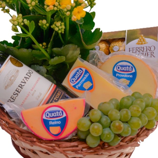 Cesta de Vinho com Flores Grande