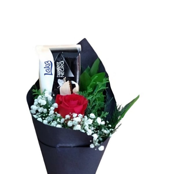 Cone com Rosa e Chocolate 