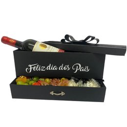 Imagem de Caixa de Vinho com Petiscos Pais