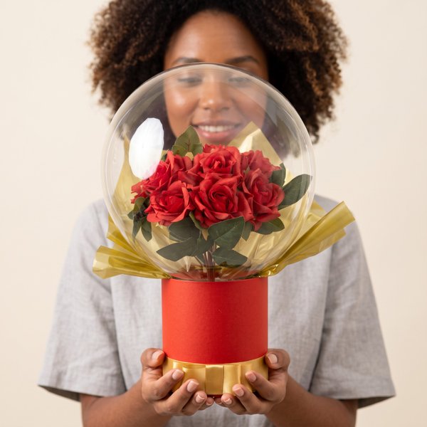 Rosas Vermelhas no Balão