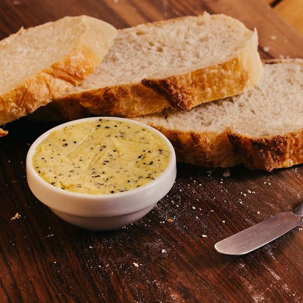 Cesta Artesanal Calabresa e Focaccia