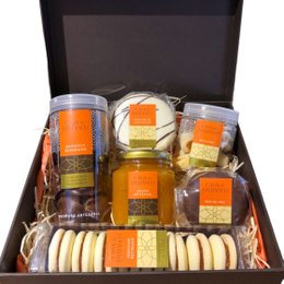 Imagem de Caixa Clássica com Damasco