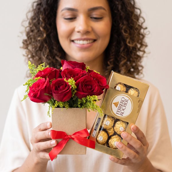 Mini Box Ternura com Rosas e Ferrero Rocher