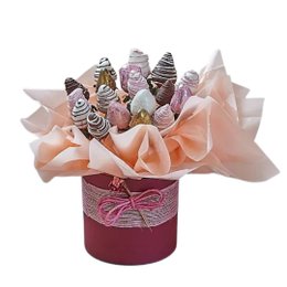 Imagem de Cesta Buque de Morangos com Chocolate Gold