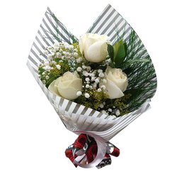 Imagem de Trio  De Rosas  Brancas Com Tango