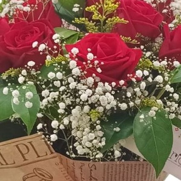 Buquê de Rosas Amor Perfeito
