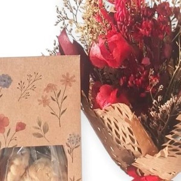 Mimo Especial Com Flores
