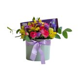 Arranjo de Mini Rosas e Astromélias
