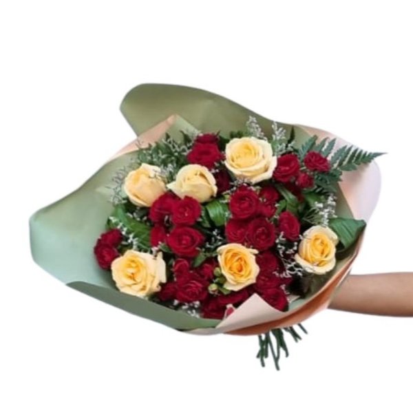 Buquê de 6 Rosas Chá, 6 Mini Rosas Vermelhas