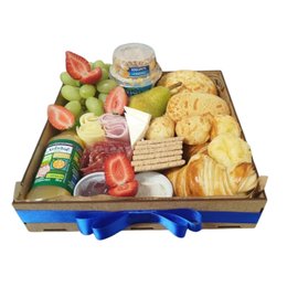 Imagem de Cesta Premium Café com Frutas e Pães 