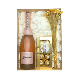 Imagem de Freixenet Rose e Ferrero