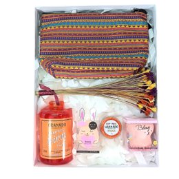 Imagem de Caixa Balm Labial, Necessaire e Flores Secas