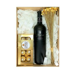 Imagem de Vinho Freixenet Tempranillo e Ferrero