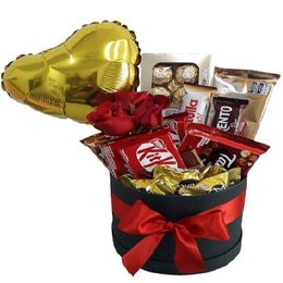 Imagem de Caixa Box com Rosas e Chocolates