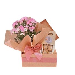 Imagem de Cesta Com Flor de Calandiva e Chocolate